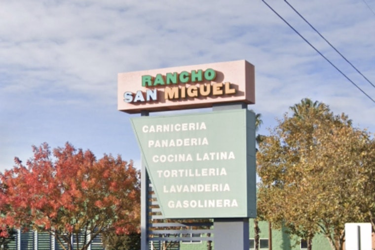 Dawn Dash On Hammer Lane As Shoppers Swarm New Rancho San Miguel Market