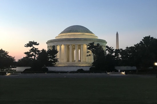 D.C. Cops Rip Three From Burning Wreck by Jefferson Memorial