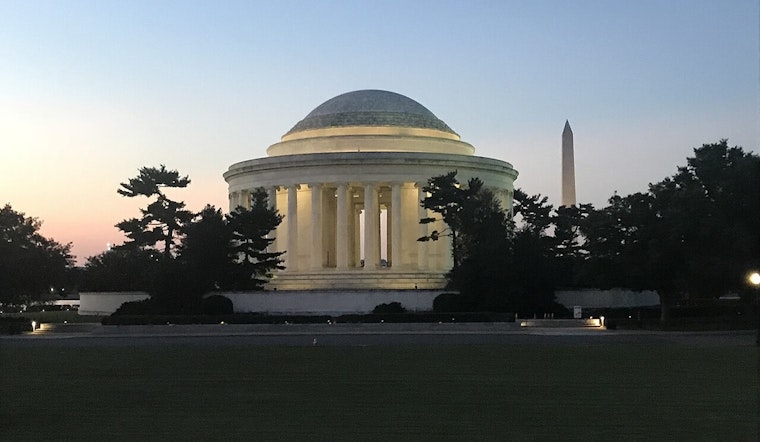 D.C. Cops Rip Three From Burning Wreck by Jefferson Memorial