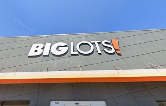D.C. Retailers In Bidding War For Every Last Prime Storefront