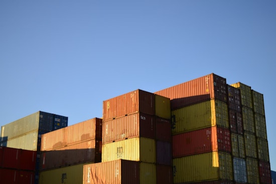 DC Stunned as U.S. Current Account Tab Shrinks by Nearly $50 Billion