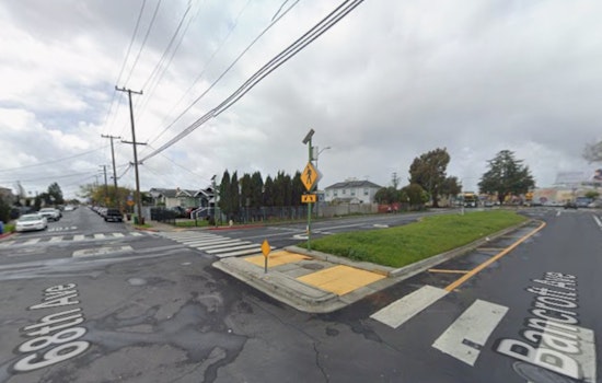 Deadly Crash At 68th And Bancroft Shuts Down East Oakland Intersection