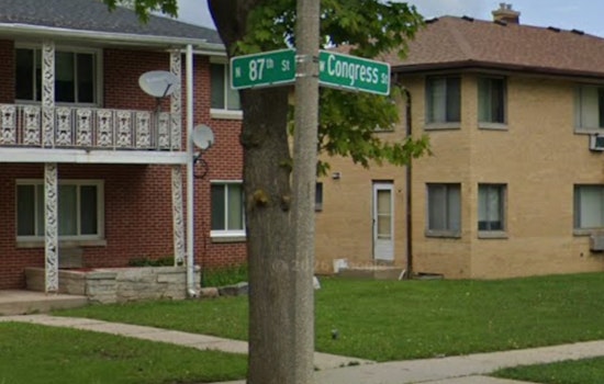 Deadly Shots Ring Out At 87th And Congress, One Dead, One Hurt