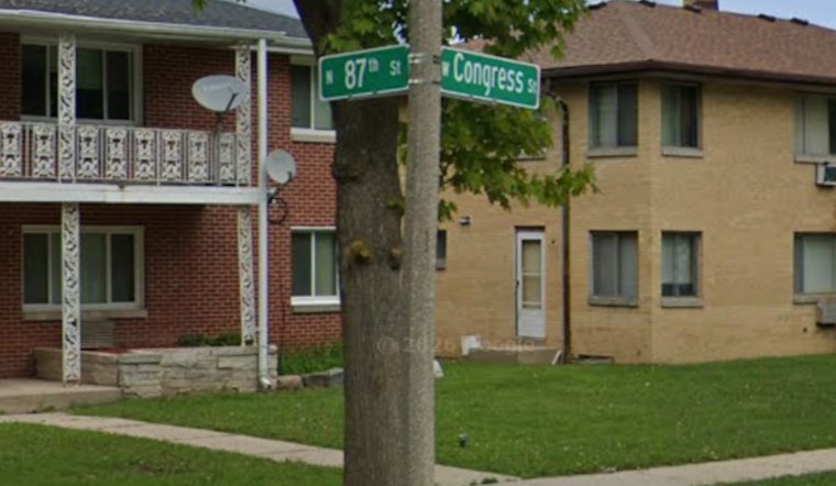 Deadly Shots Ring Out At 87th And Congress, One Dead, One Hurt