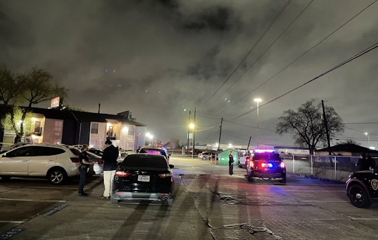 Deadly Stabbing Rocks Southeast Houston Block Off Gulf Freeway