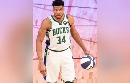 Deer District Stunned As Giannis Goes Down After Awkward Landing
