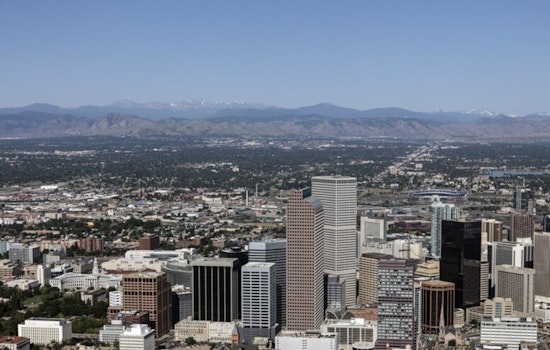 Denver Sizzles Into 70s as Winds Stoke Fire Fears