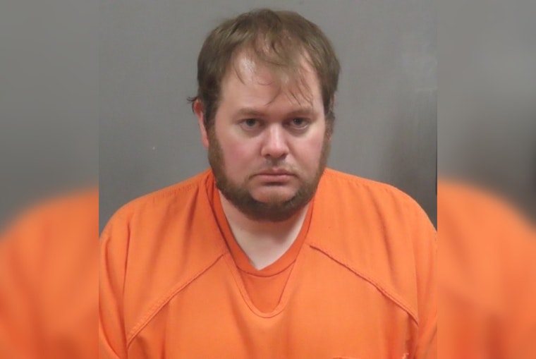 Deputies Say De Soto Suspect Busted After Arnold Break-In, Crash