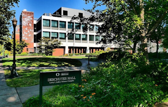 Bend Money Boom as Deschutes Rakes In Top Pay as Rural Oregon Falls Behind