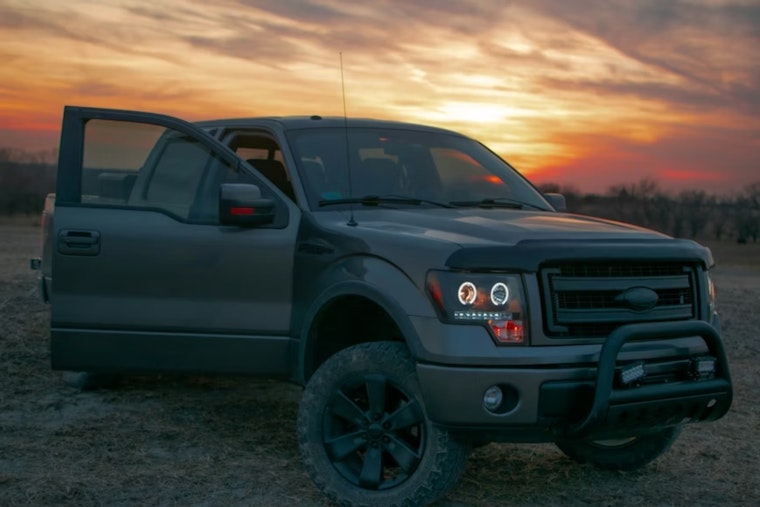 Detroit Truck Shoppers Squeezed as F-150 Lots Run Dry