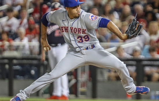 Díaz, Tucker Deliver in Dodgers' 5-4 Win