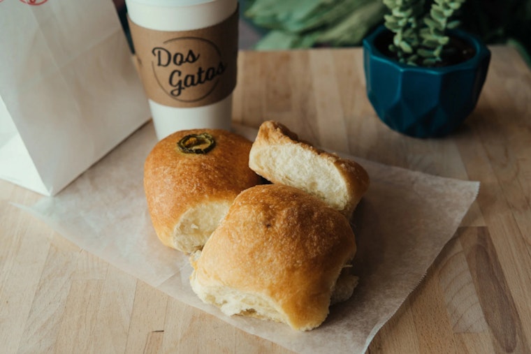 Dos Gatos Kolaches Lines Up I-35 Frontage Power Play In San Marcos