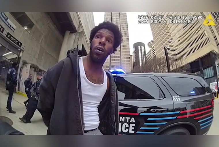 Downtown Atlanta Chase Ends After Suspect Tosses Gun, Drugs