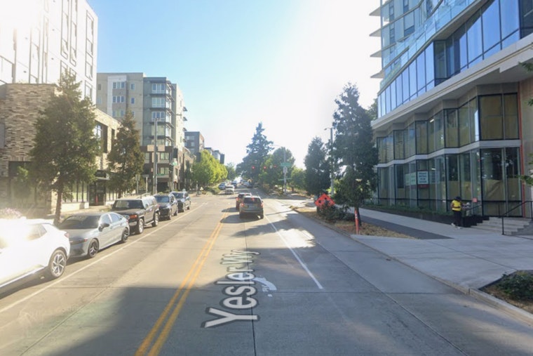 Yesler Way Knife Ambush Rocks Downtown Seattle At Midday