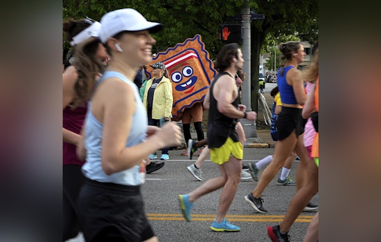 Downtown St. Louis Braces as 12,000 Runners Take Over the Streets