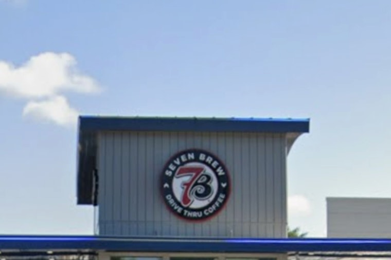 Drive-Thru Jolt: 7 Brew Plots Caffeine Stand Near Ashland's Bailey Lakes