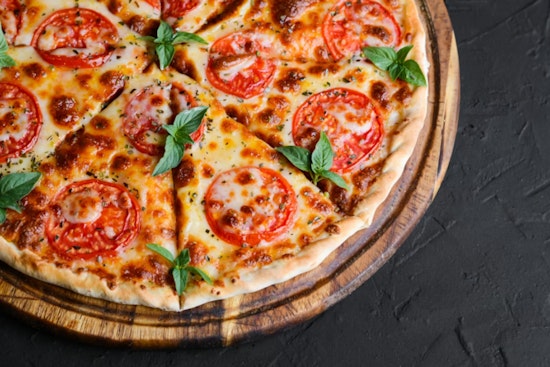 Spice Hits The Slice As Indian Fusion Pizza Heats Up Greenfield