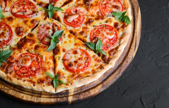 Spice Hits The Slice As Indian Fusion Pizza Heats Up Greenfield