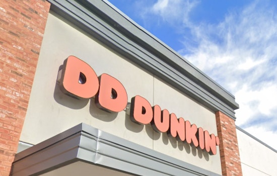 Dunkin' Moves In on Green Oaks With New Arlington Coffee Spot
