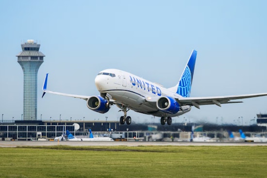 Durbin and Duckworth to FAA: Fix O'Hare Tower Crunch or Cut Flights