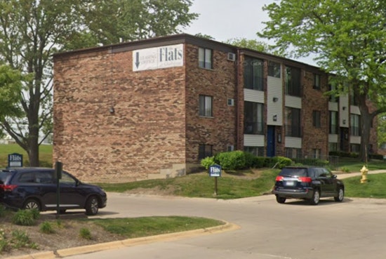 Eastham Capital Buys Glendale Heights Apartment Complex For $24M