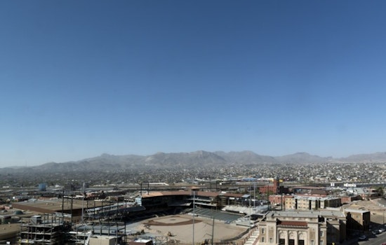 El Paso Braces as Desert Winds Whip Up Dust and Delays