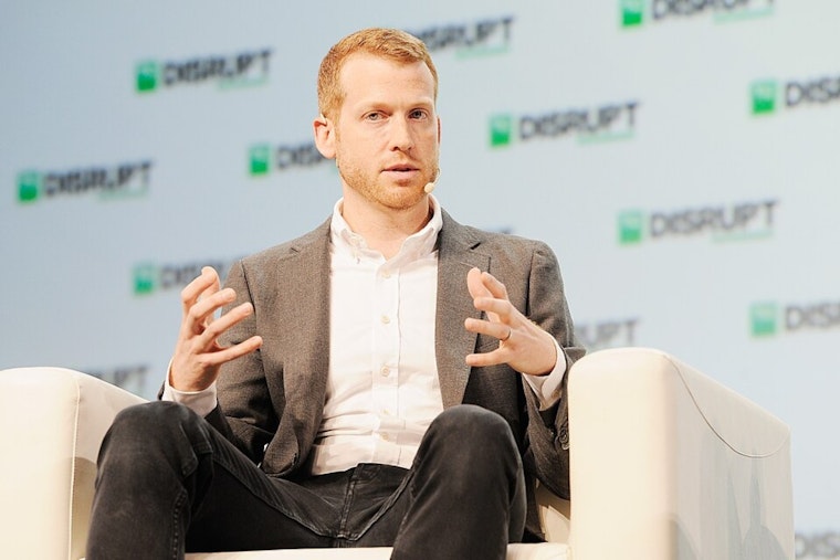 Ex-Cruise Boss Drops Floating Helipad In SF Bay, Eyes Air-Taxi Future