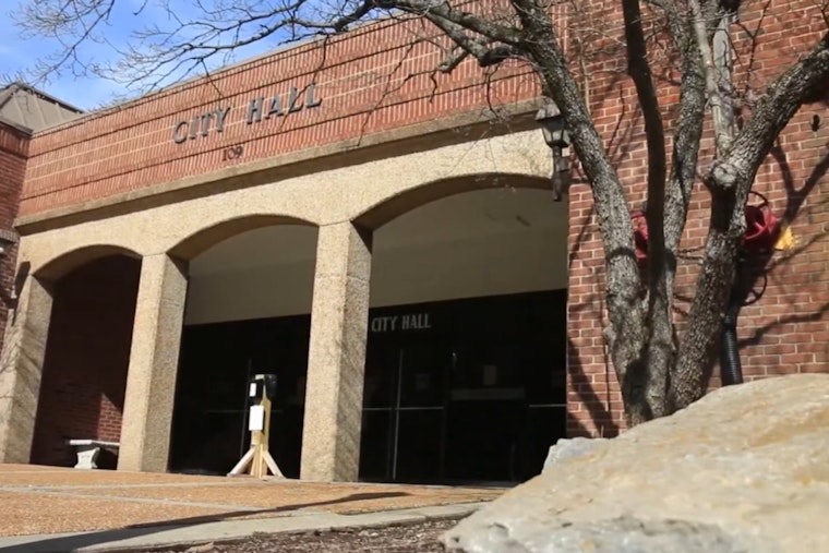 Ex-Mayor’s Last-Minute Write-In Bid Roils Franklin Mayor’s Race