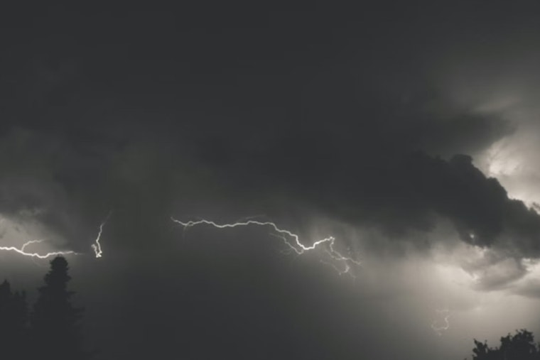 Fast-Moving Storm Line Slams Bladen, Columbus and Robeson Counties