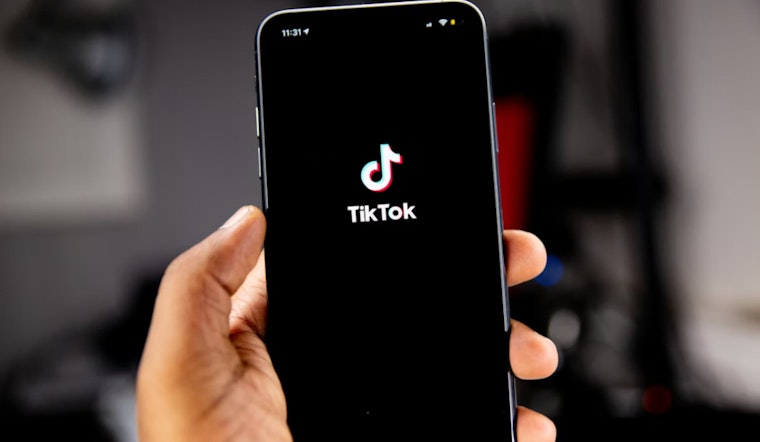 FBI Swarms Eugene TikTok Firebrand Over Anti‑ICE Video Rants