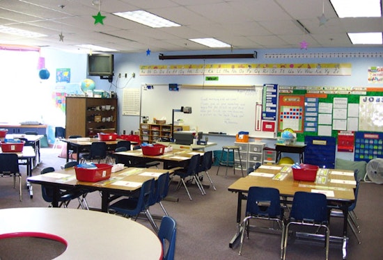 Federal Crackdown Tightens Pressure on Illinois English Learner Classrooms