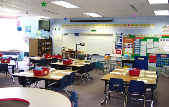 Federal Crackdown Tightens Pressure on Illinois English Learner Classrooms