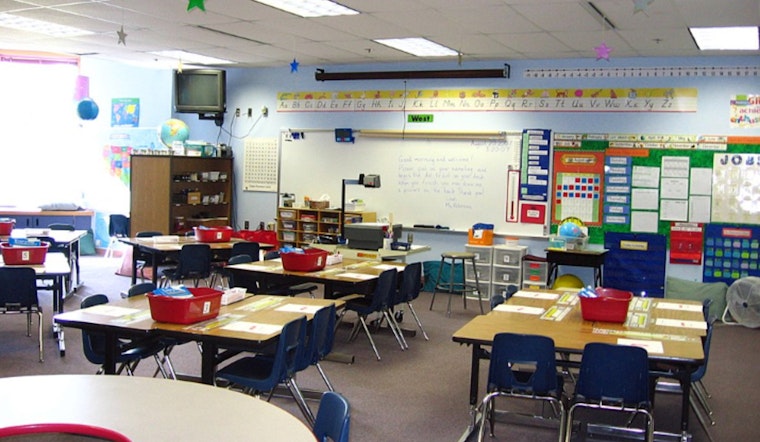 Federal Crackdown Tightens Pressure on Illinois English Learner Classrooms