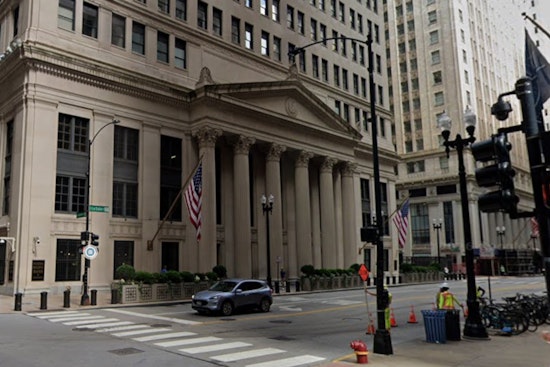 Feds Circle High-Vacancy Loop Tower In Big Chicago HQ Shake-Up