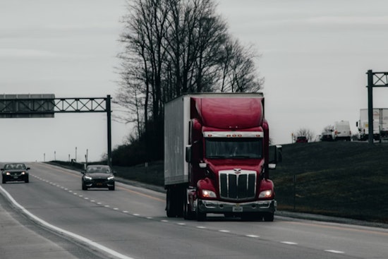 Feds Squeeze Oklahoma Truck Licenses In Non‑Domiciled Driver Crackdown