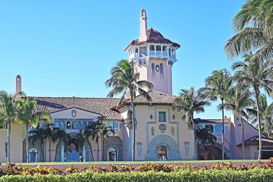 Fighter Jets Blaze Flares As Stray Plane Drifts Into Mar-a-Lago No-Fly Zone