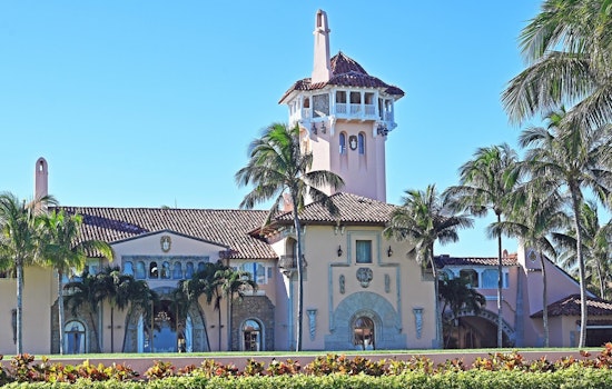 Fighter Jets Blaze Flares As Stray Plane Drifts Into Mar-a-Lago No-Fly Zone