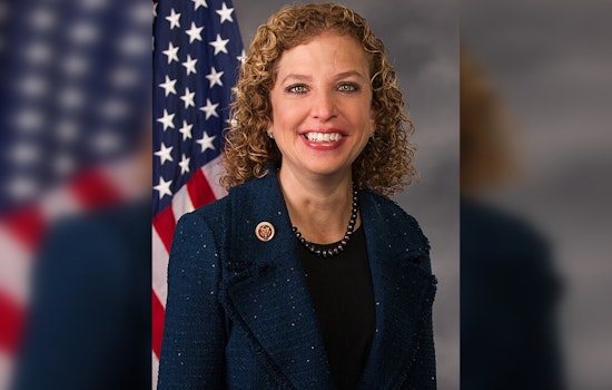 Florida Dem Teams With Iowa Republican in Bold Bid to Slash IVF Bills