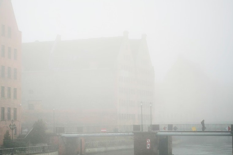 Freezing Fog Slicks Philly Streets as Tuesday Wintry Mess Looms