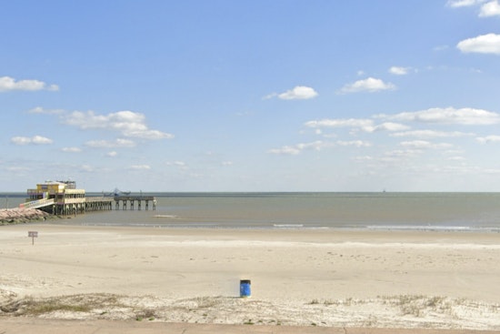 Galveston Seawall Scare As Car Plunges Into Gulf And Driver Survives