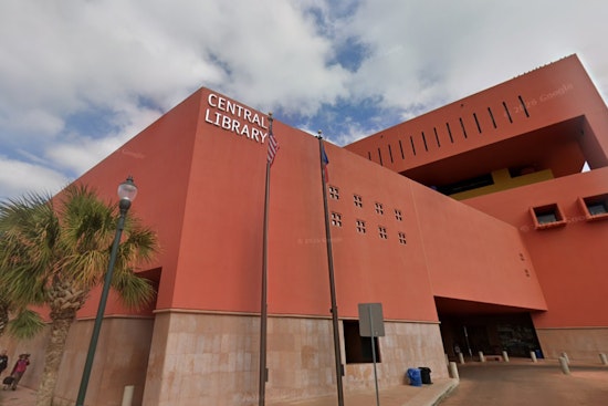 George Saunders And Julia Alvarez Lead San Antonio Book Festival