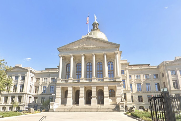 Georgia House Rebels, Blocks Doctors' Power Grab Over Ketamine Clinics