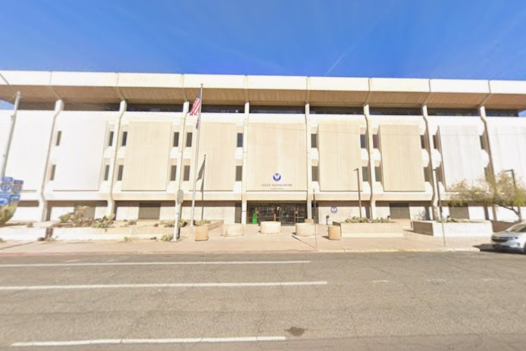 Glendale Avenue Burglary Duo Hunted as Phoenix Cops Warn Neighbors