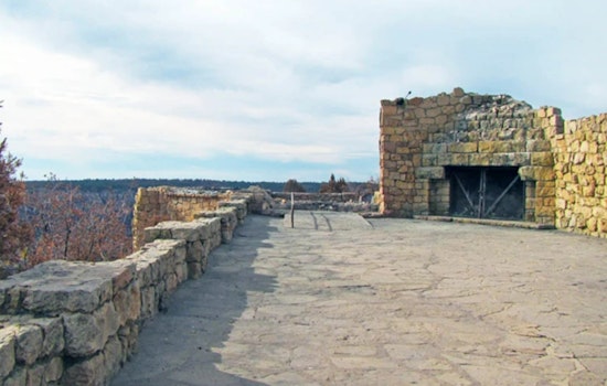 Grand Canyon’s Scarred North Rim Stages Cautious Comeback After Inferno