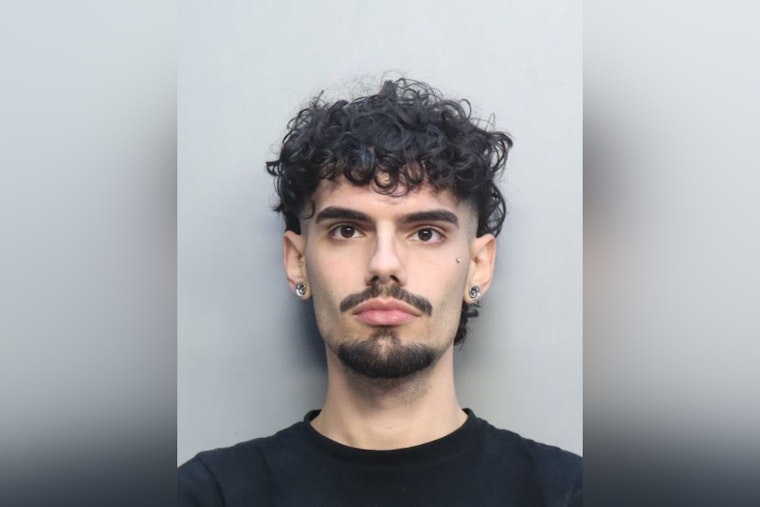 Gun-Waving Road Rage Shakes MDC Hialeah Campus Garage
