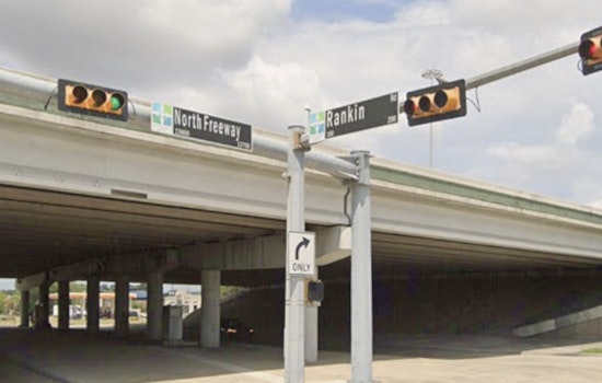 Gunfire Erupts After Cellphone Grab Near North Freeway, Houston Cops Detain Man