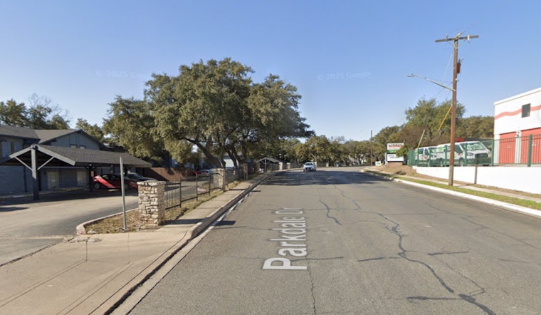 Gunfire Rocks North Side Complex, Teen Shot in the Gut