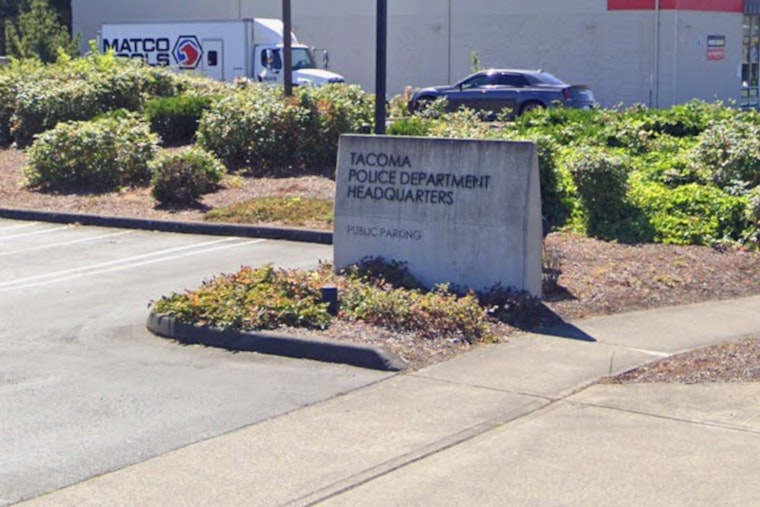 Gunfire Scare Rattles Tacoma Mall As Police Hunt Source