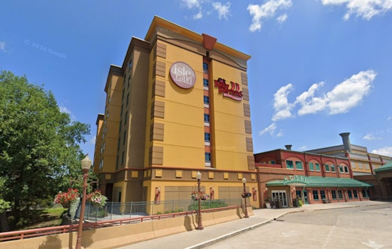 Gunmen Storm Boonville’s Isle of Capri Casino, Vanish After Ditching Getaway Car
