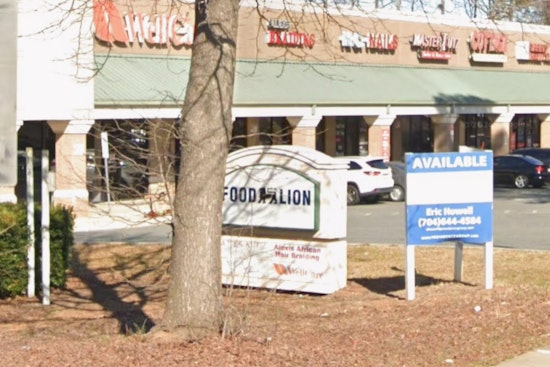 Gunpoint Car Theft Chaos At West Charlotte Food Lion After Aisle Fight